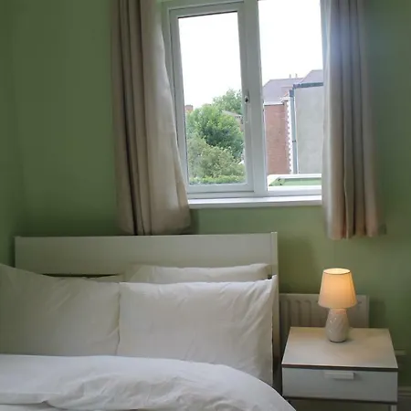 Sallymount Avenue House Pensionat *